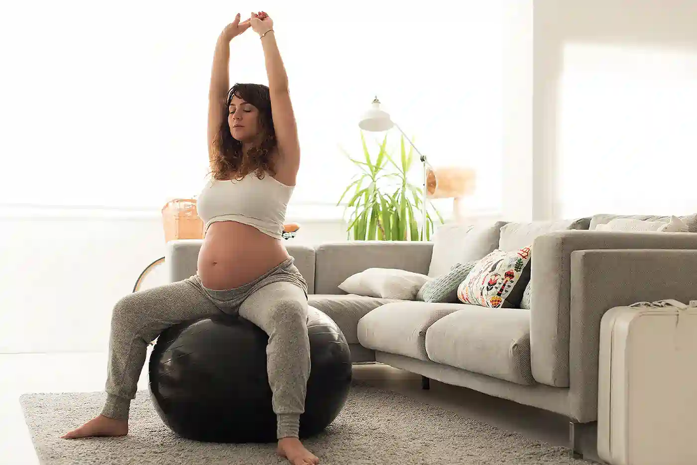 How to Support Your Core Safely During Pregnancy Hedge End